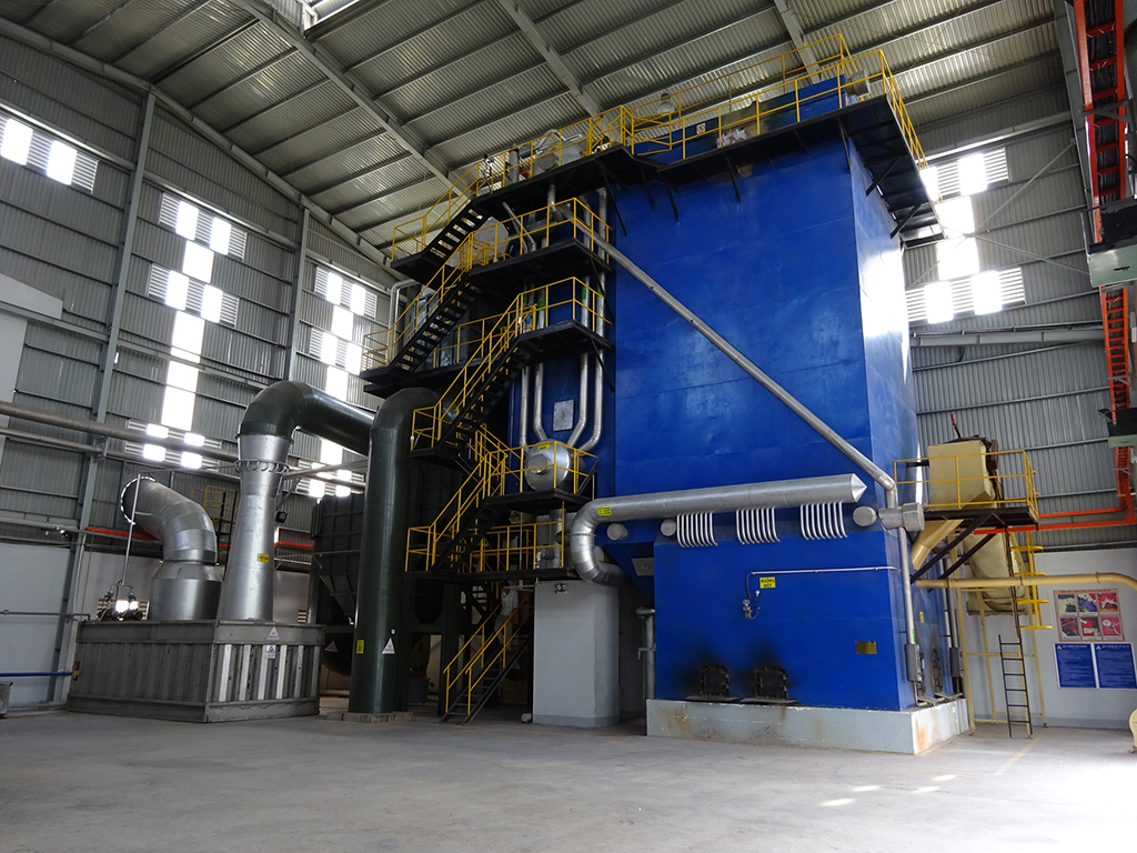 Lò hơi đốt củi trấu ép là gì? Ưu điểm, cấu tạo, nguyên lý hoạt động