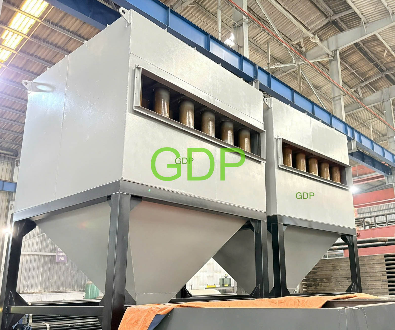 Khử bụi cyclone chùm bằng sứ