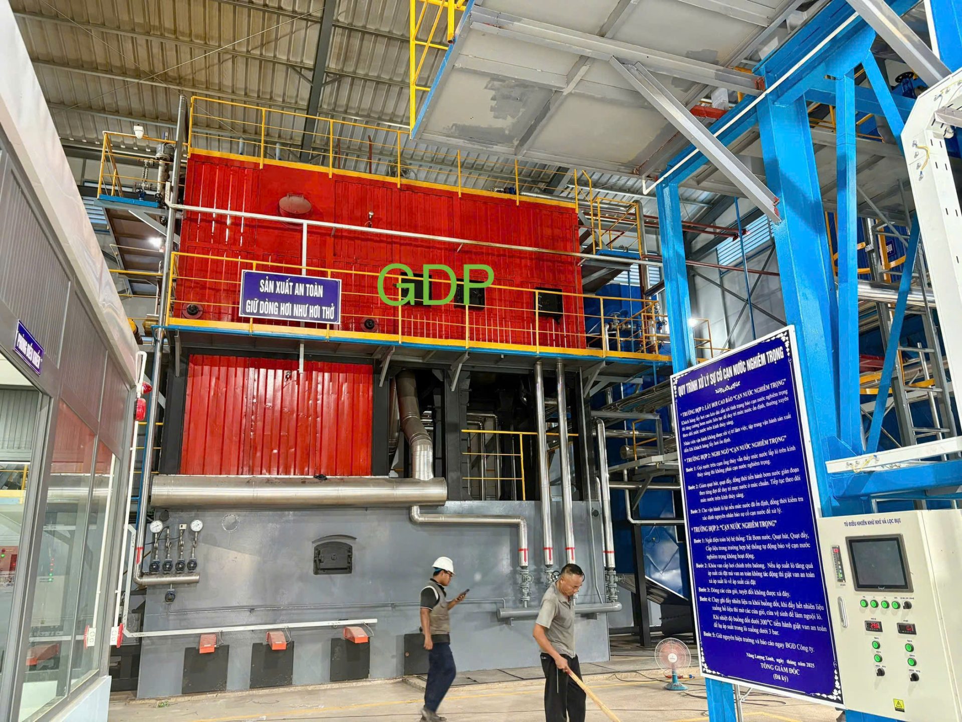 Lò hơi ghi bậc thang